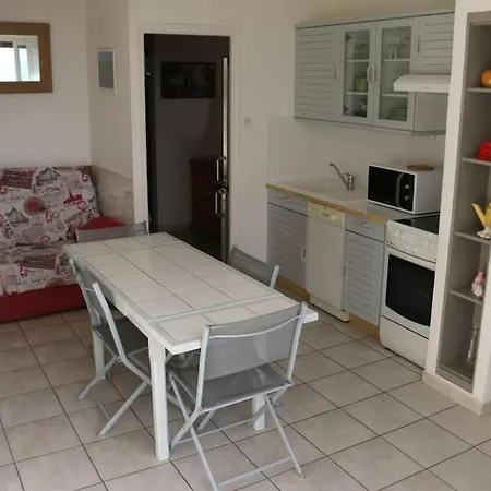 307, Heliopolis K Au Village Naturiste Apartmán